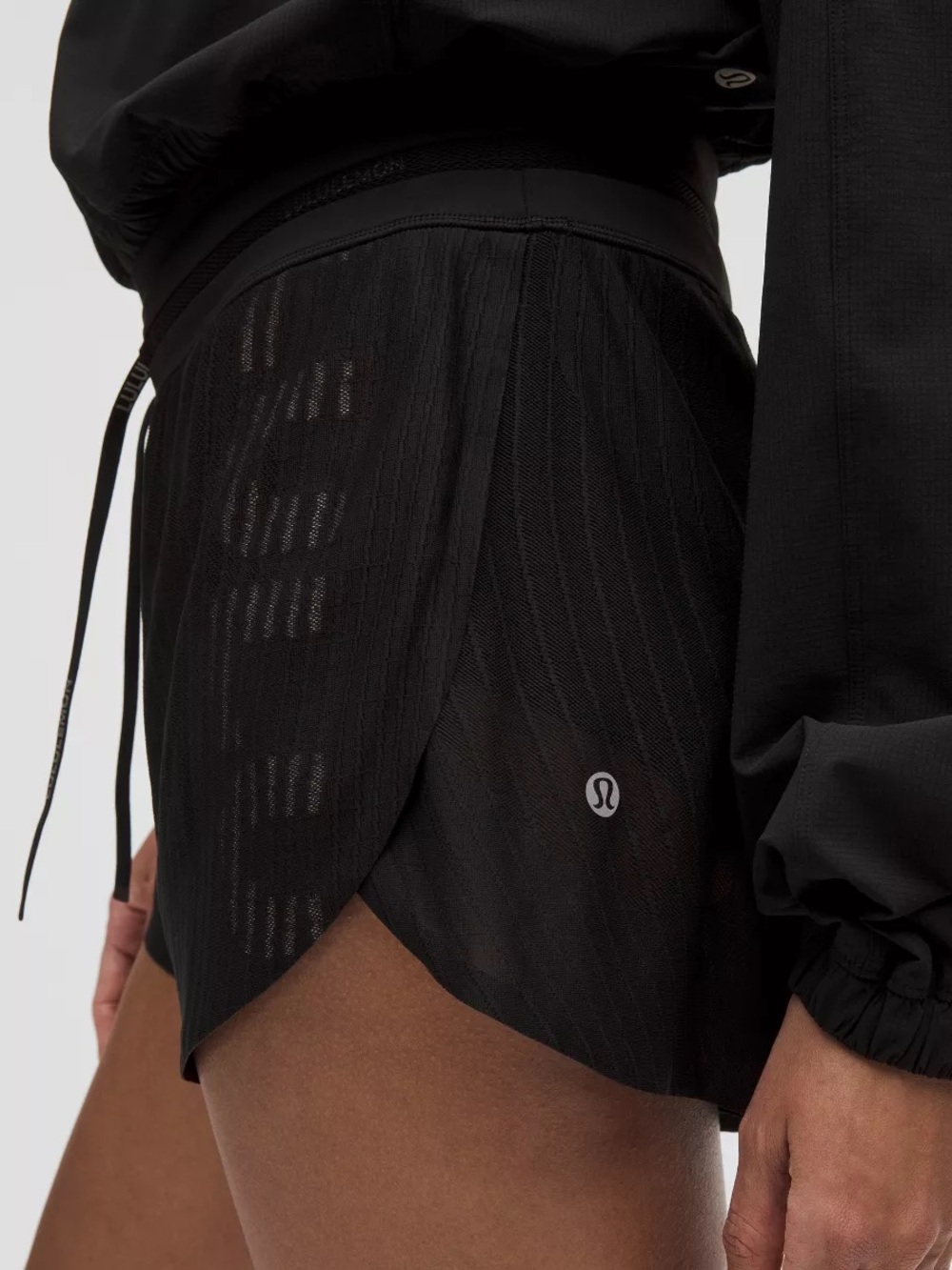 Lululemon Fast and Free Airflow Mid-Rise Running Short 3”